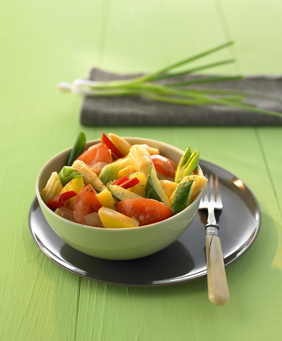 Süß-saures Gemüse-Obst-Curry