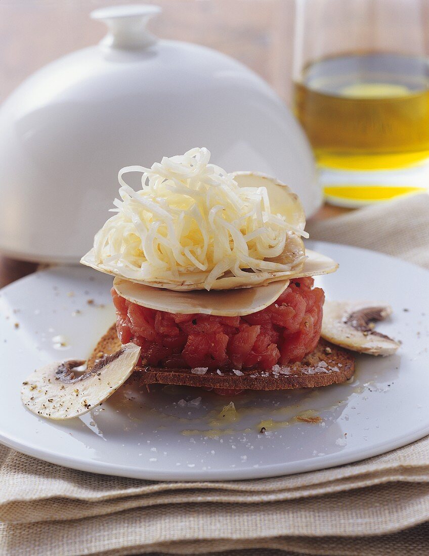 Veal tartare with marinated mushrooms and celeriac