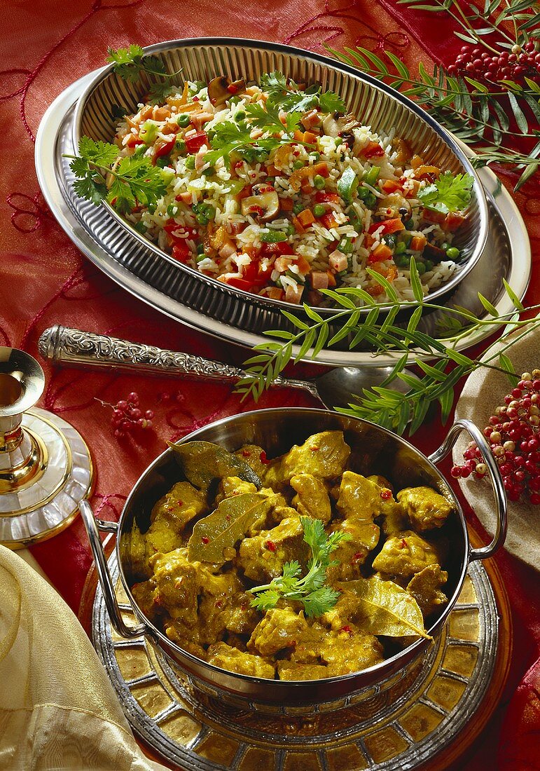 Lamb curry and fried rice with vegetables (India)