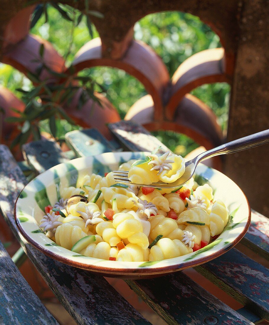 Conchiglie mit Meeresfrüchten