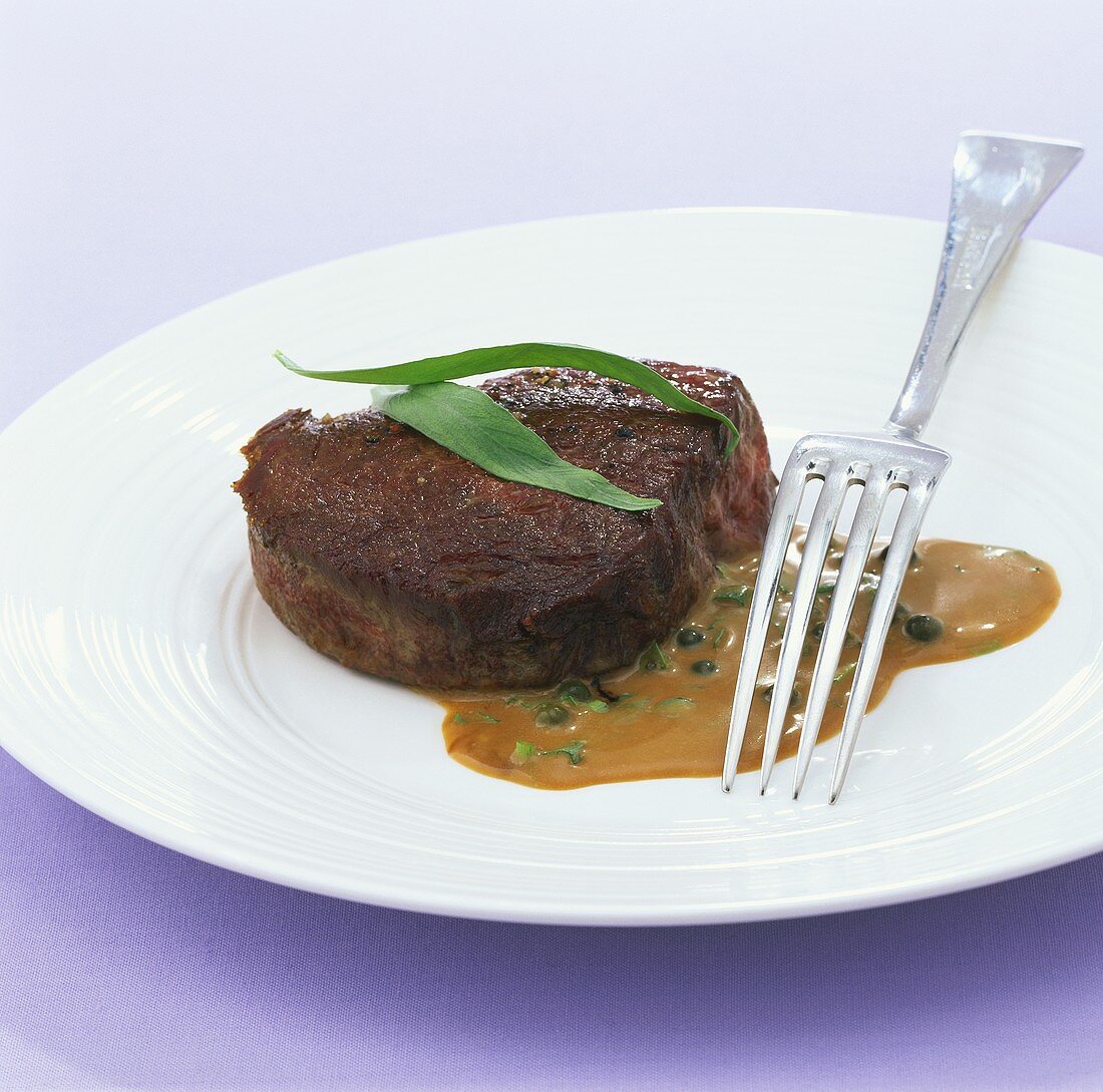 Rinderfiletsteak mit Estragon-Pfeffersauce