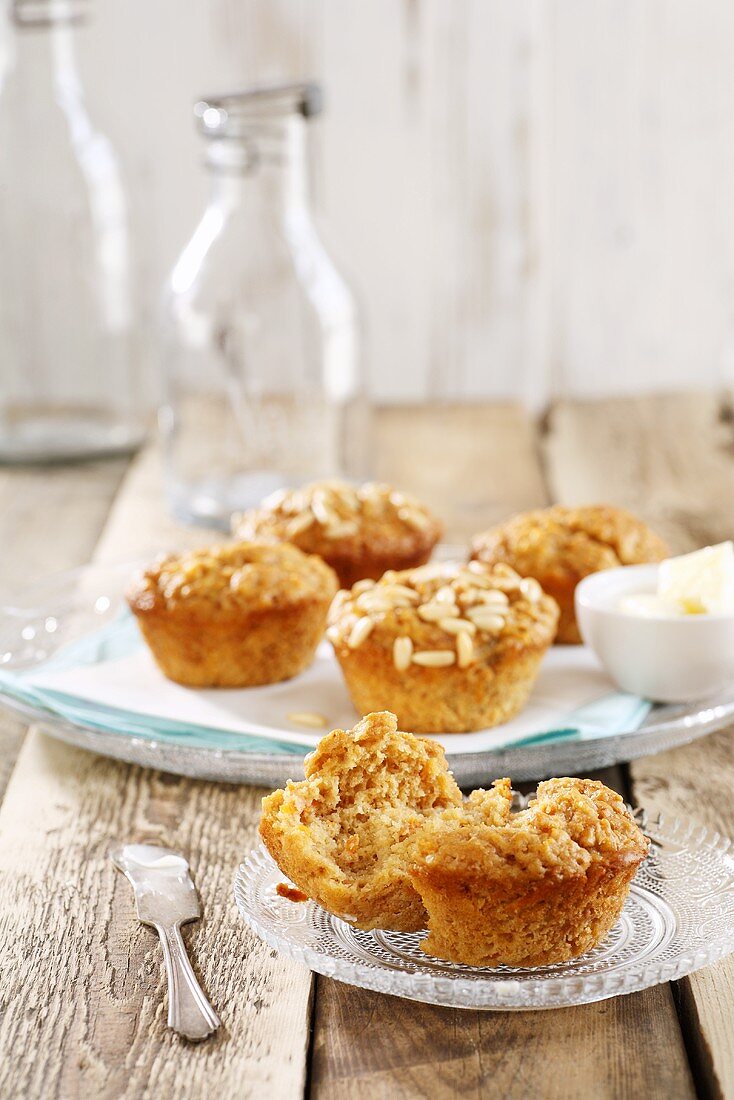 Pine nut muffins