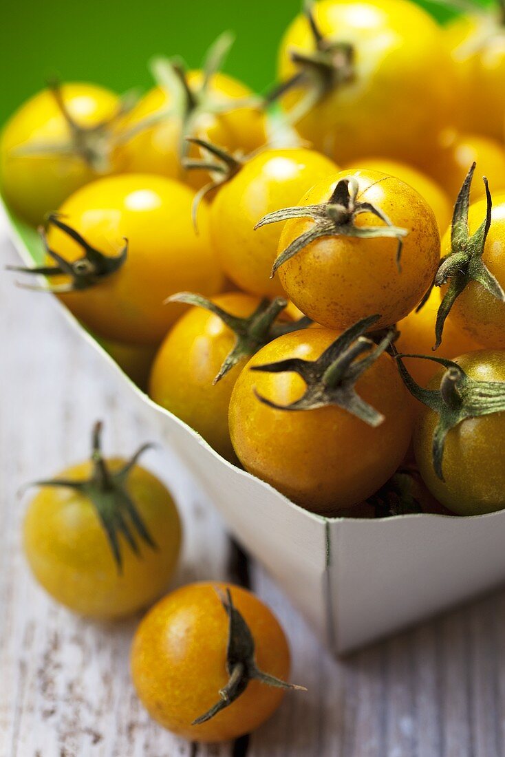 Yellow cherry tomatoes