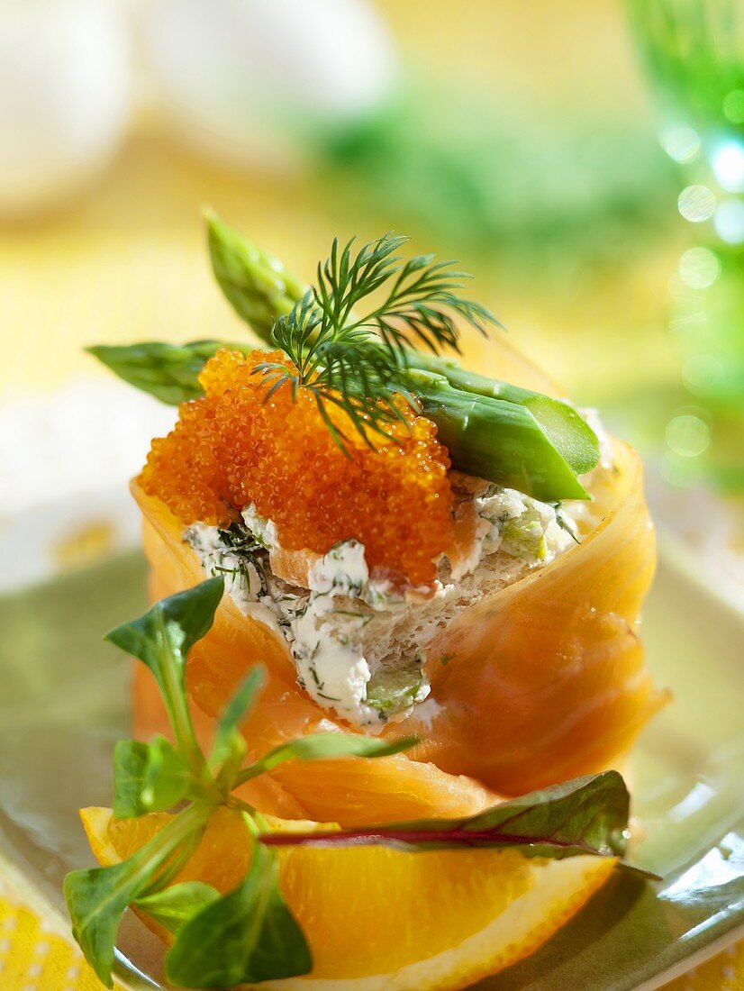 Lachs-Kaviar-Pastete mit Spargel