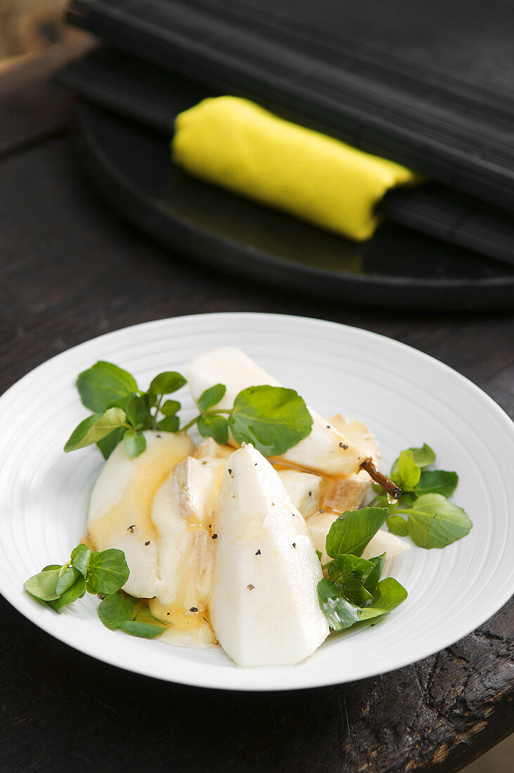 Birne mit Gorgonzola und Kastanienhonig