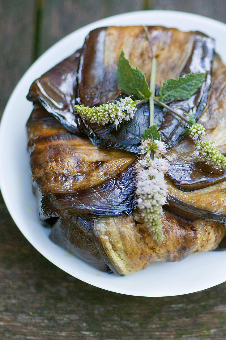 An aubergine parcel