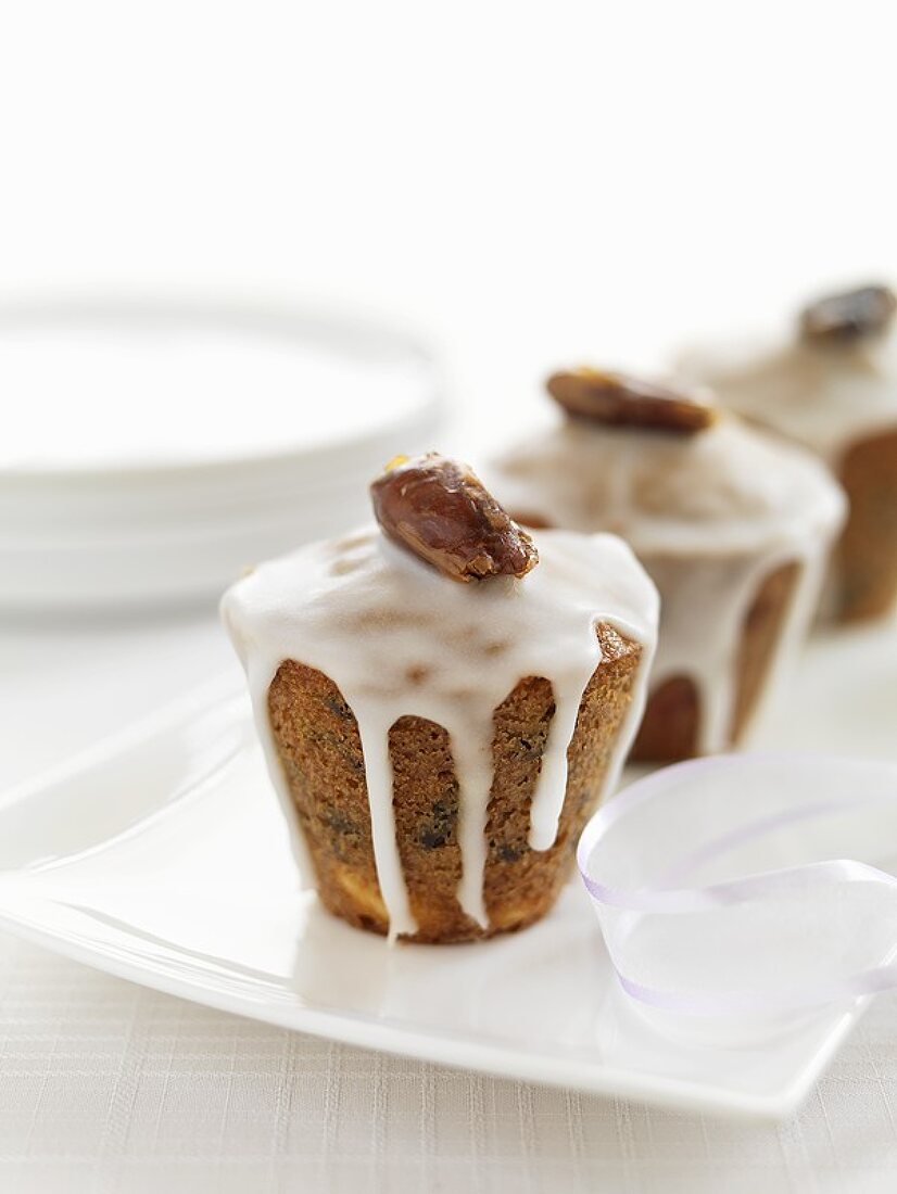 Three iced cupcakes for Christmas