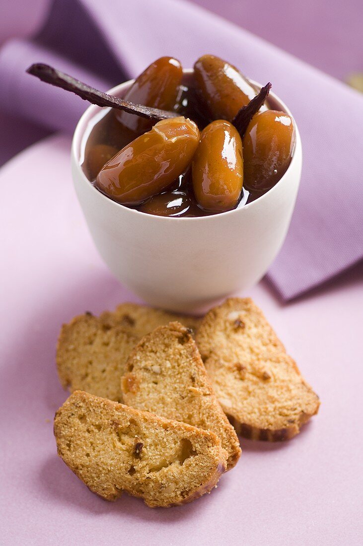 Dates in vanilla syrup with biscotti