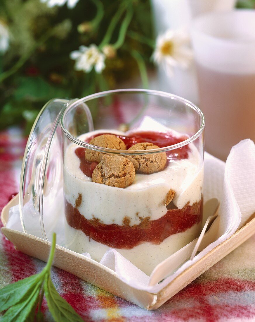 Strawberry trifle with almond macaroons in a jar