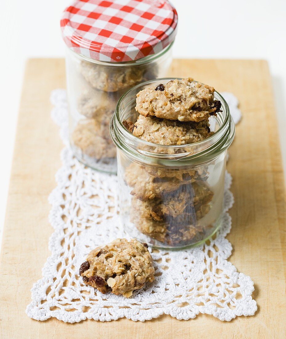 Banana, oat and raisin biscuits in jars