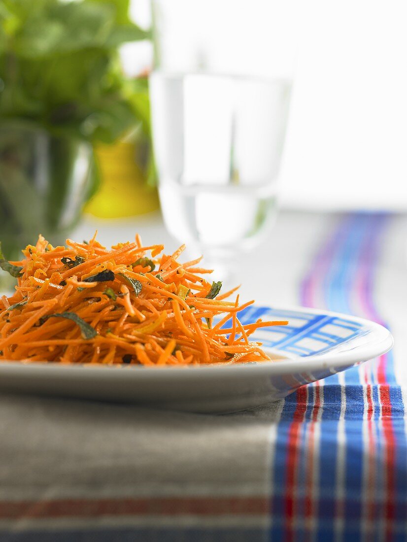 Carrot and orange salad with mint