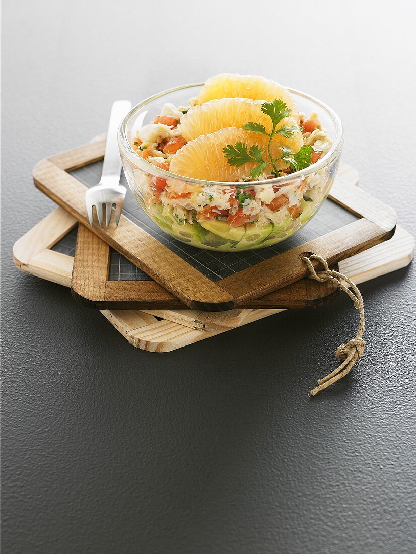 Krabbensalat mit Avocado und Grapefruit