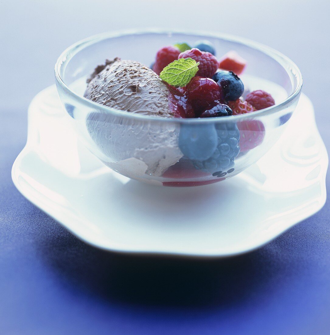 Mousse au chocolat with fresh berries