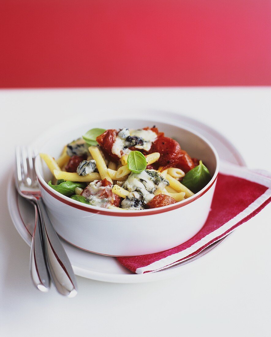 Penne and baby plum tomatoes with melted Gorgonzola