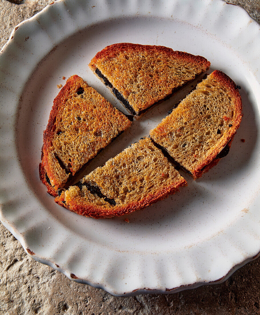 Toasted black truffle sandwich