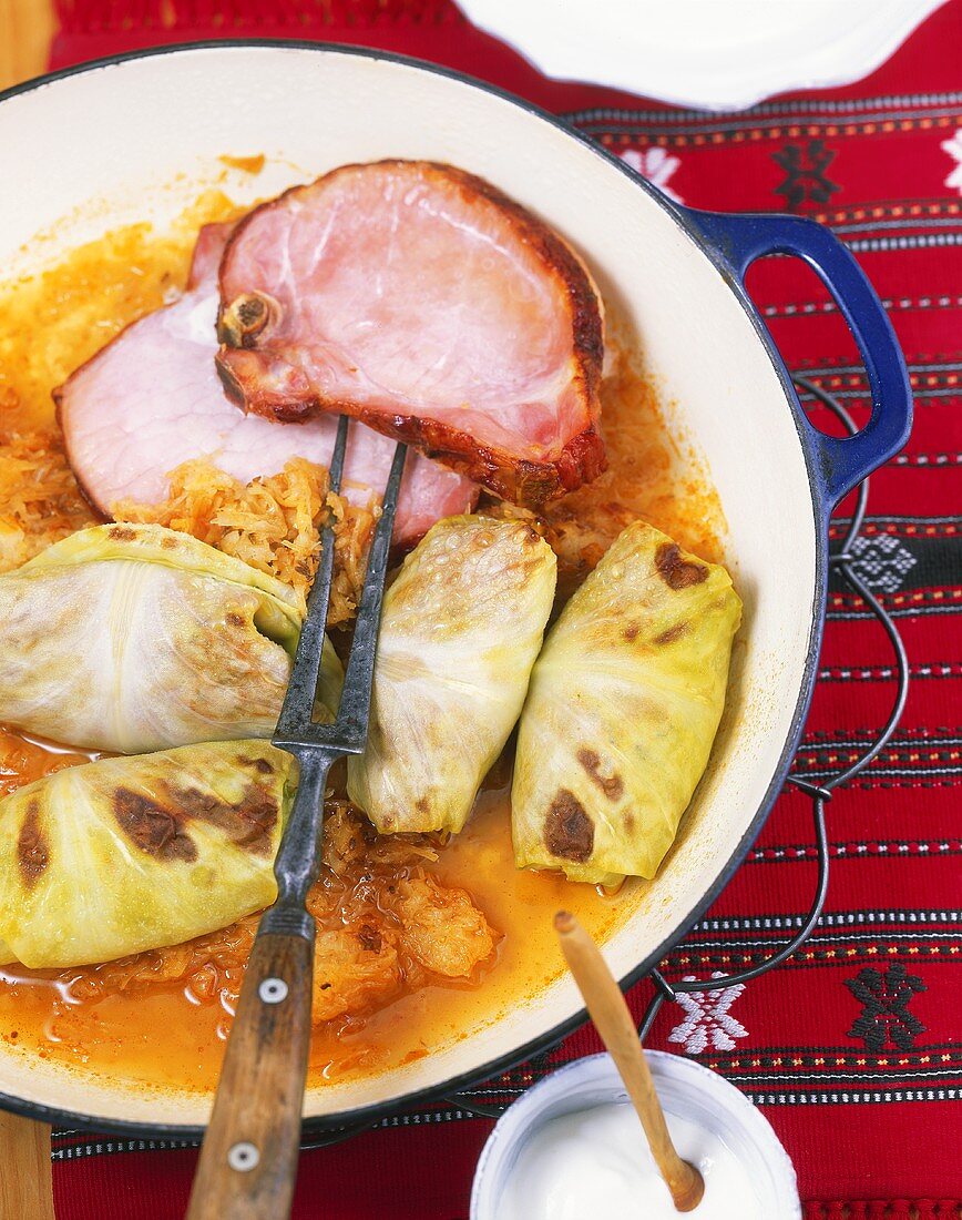 Stuffed cabbage leaves with cured pork rib