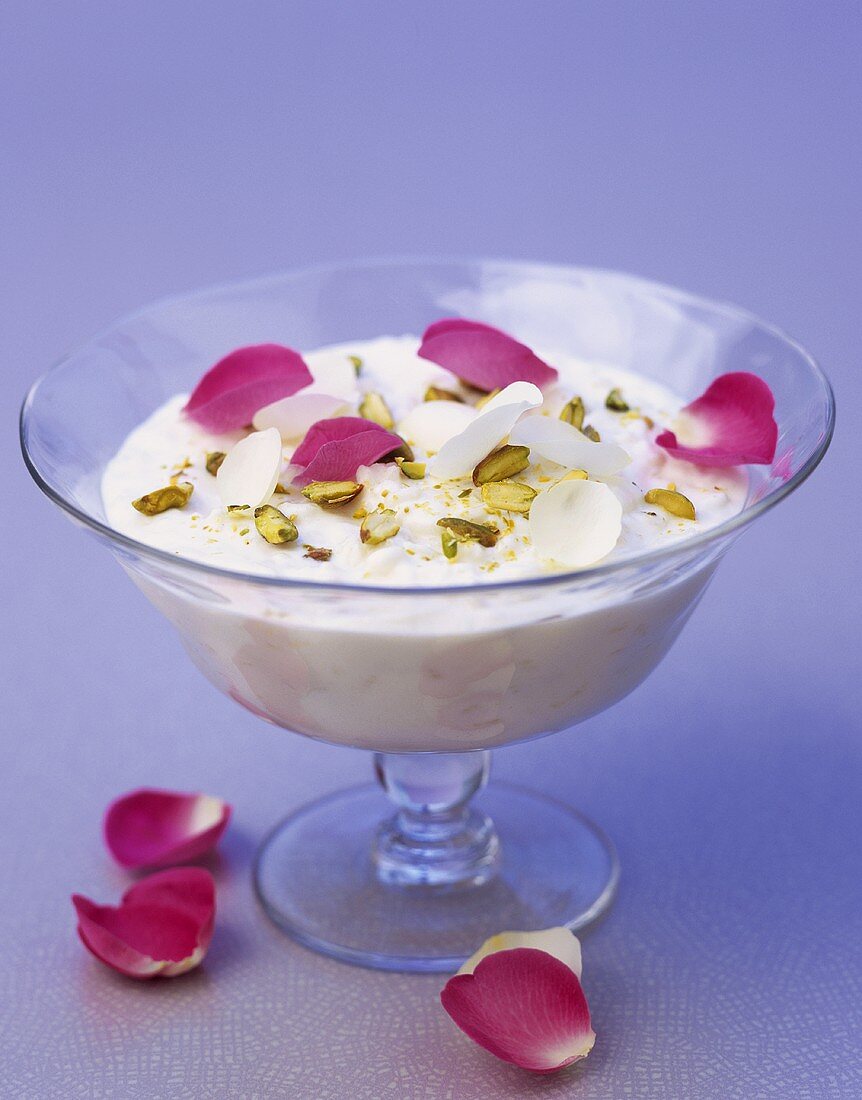 Rice dessert with Turkish Delight and rose petals