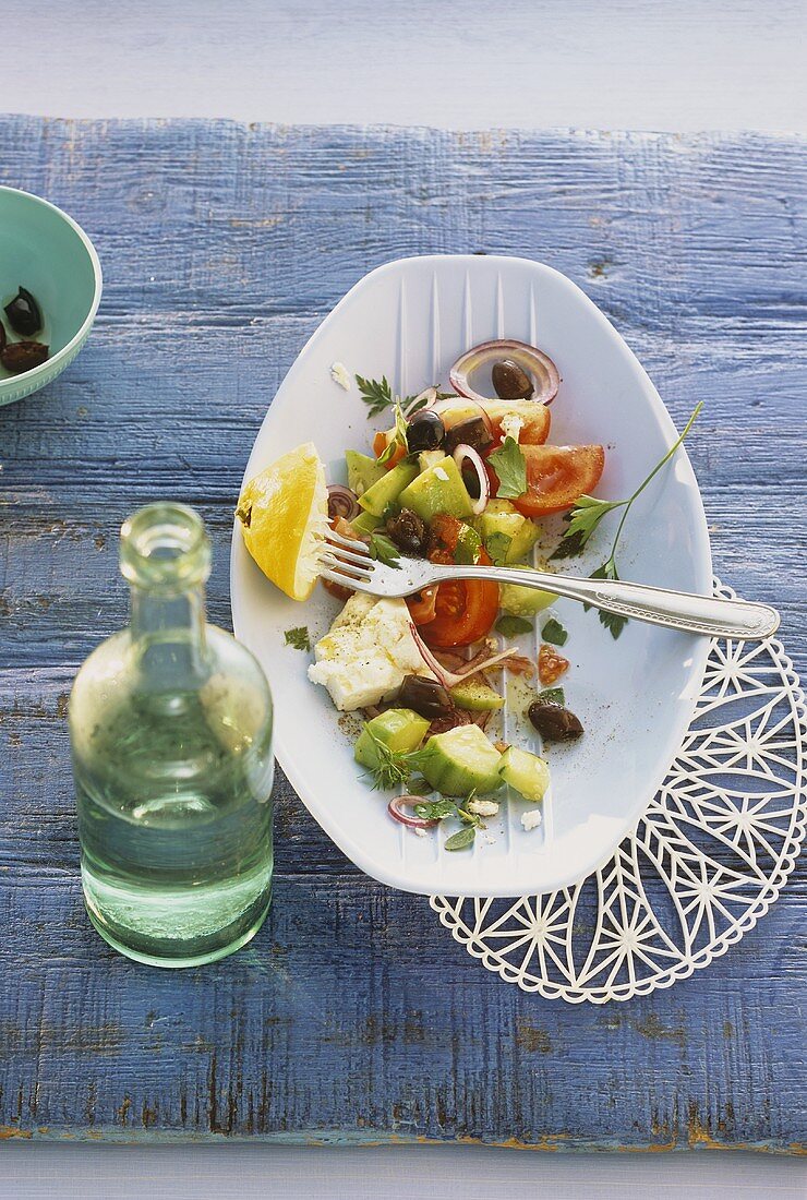 Griechischer Gemüsesalat mit Feta