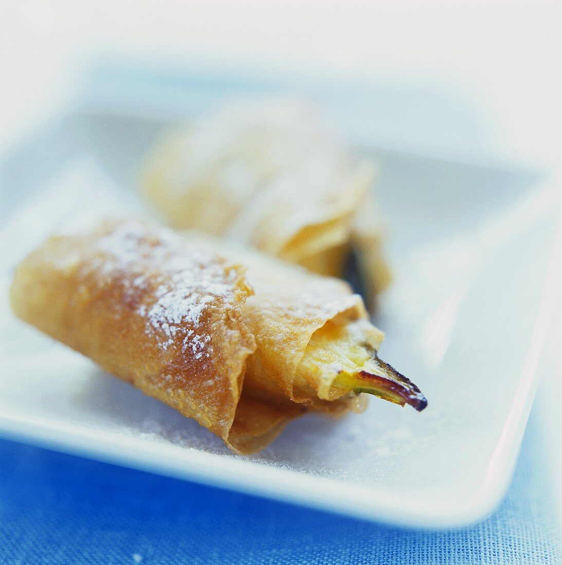 Figs baked in filo pastry