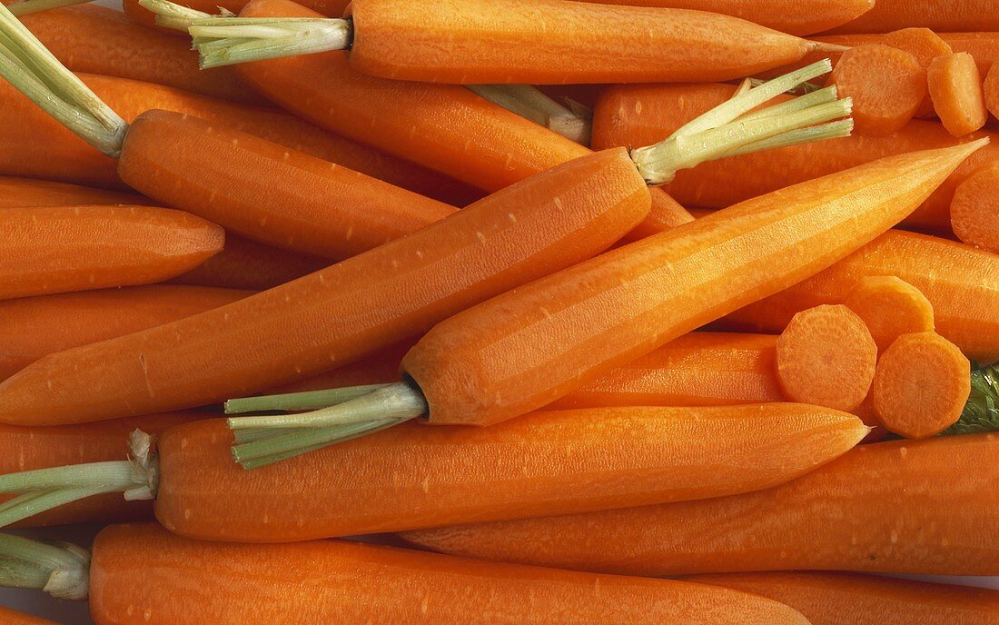 Peeled carrots, full-frame