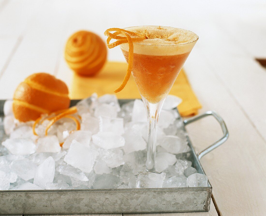 Orangen-Shake auf Eis