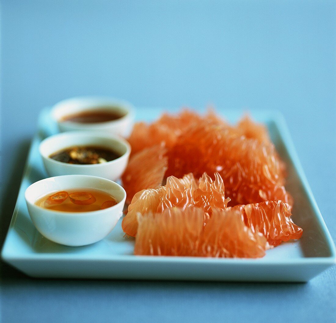 Pomelo with three different dips