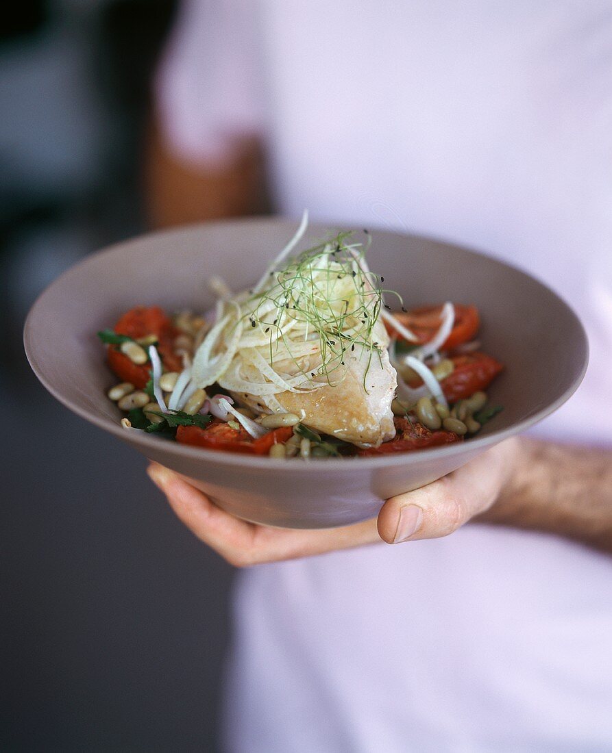 Gemüsesalat mit Fenchel und Fisch