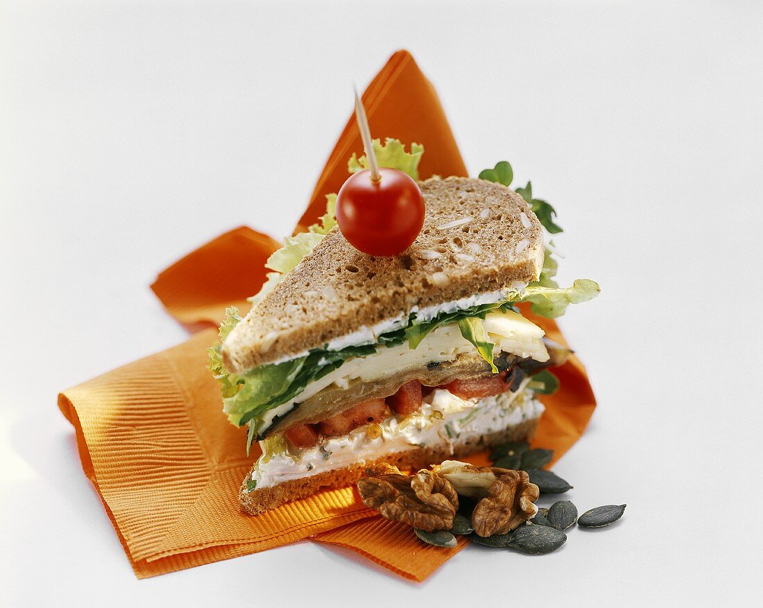 Vollkornsandwich Mit Hirschsalami Und Pilzsalat - Rezepte Suchen