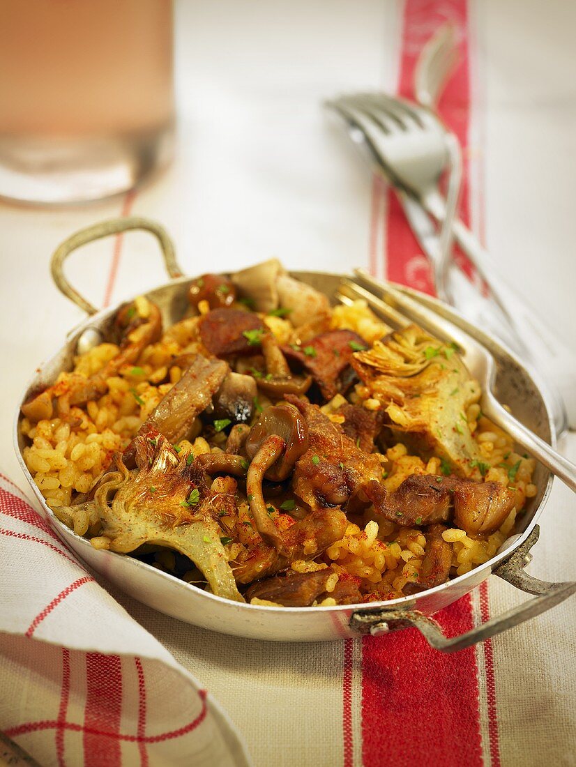Rice with mushrooms and artichokes (Spain)