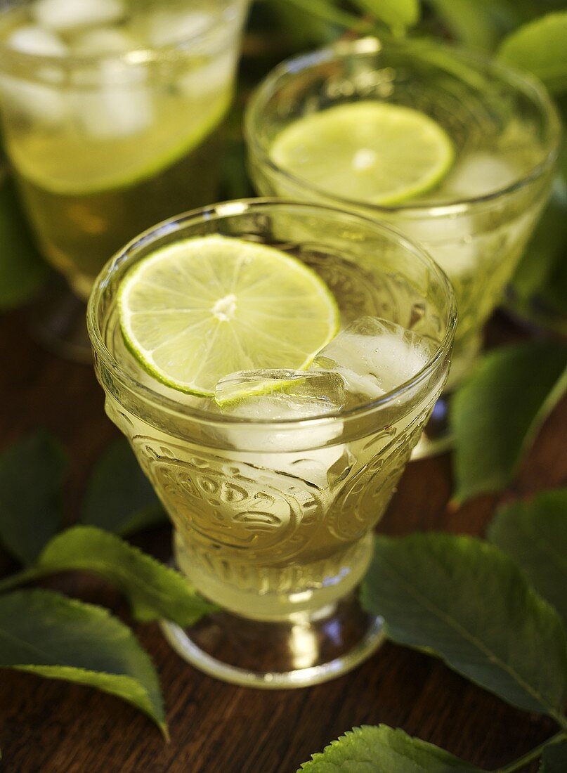 Elderflower soda with limes