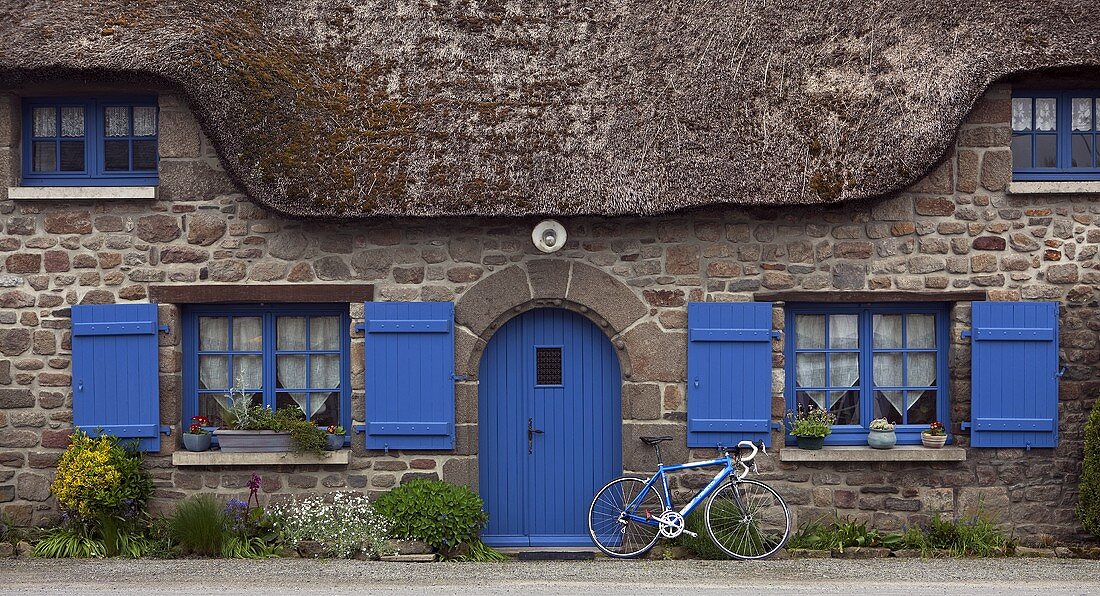 A typical stone house in Cancale (Bittany)