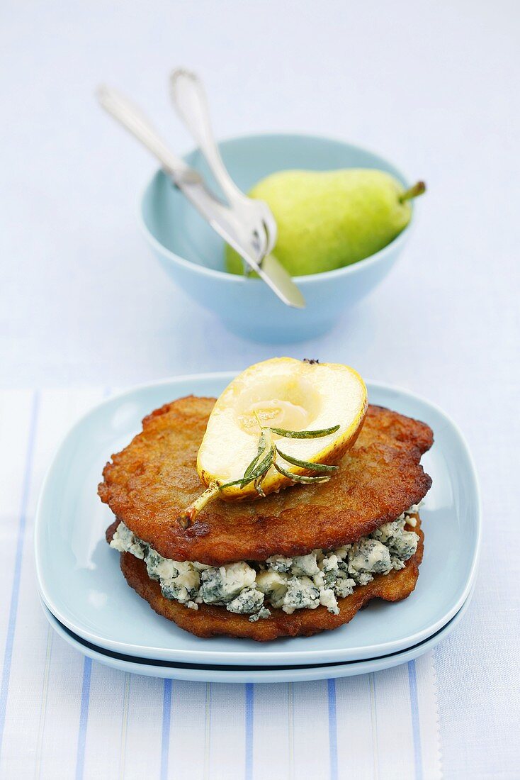 Potato pancakes with blue cheese and pear