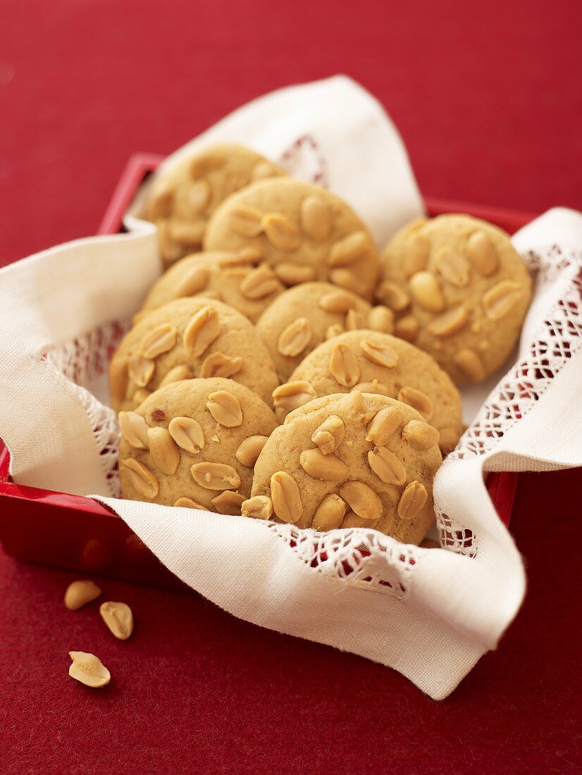 Peanut cookies