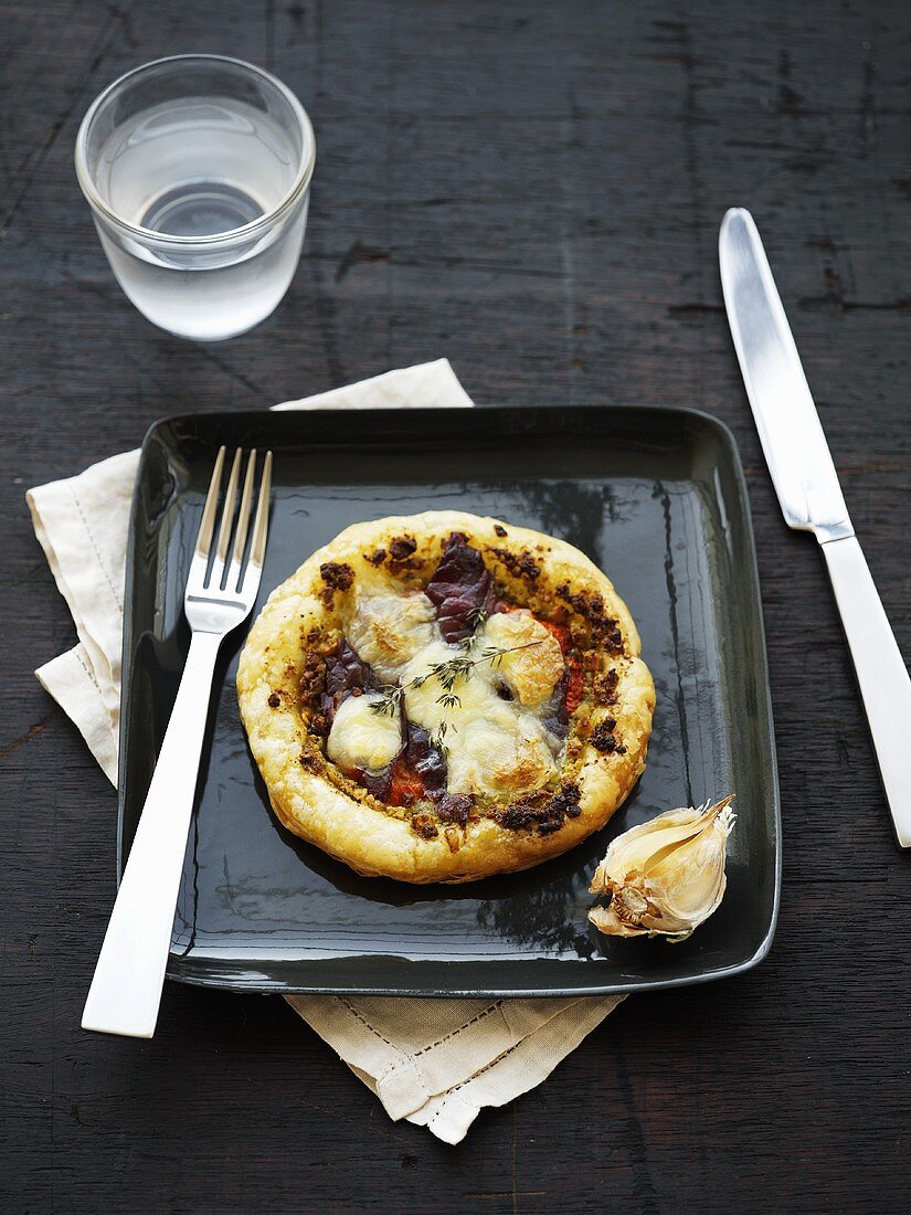 Gemüsetarte mit Knoblauch