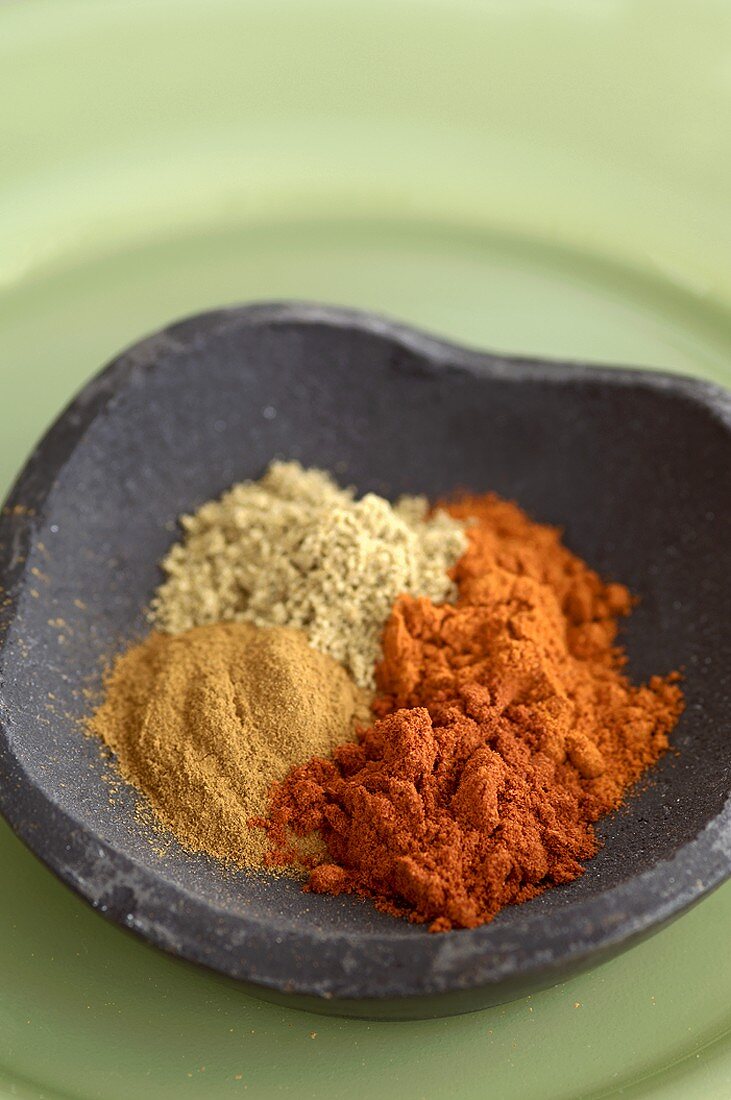 Ground spices (ingredients for Lebanese cuisine)