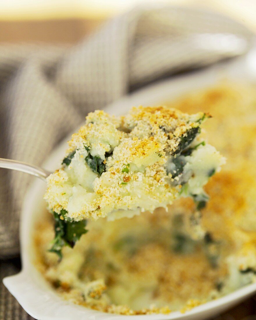 Nettle bake (close-up)