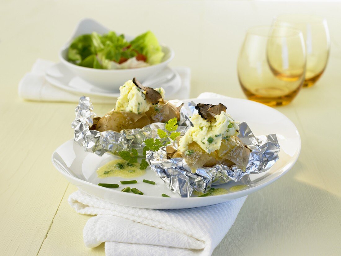 Baked potatoes with truffle cream