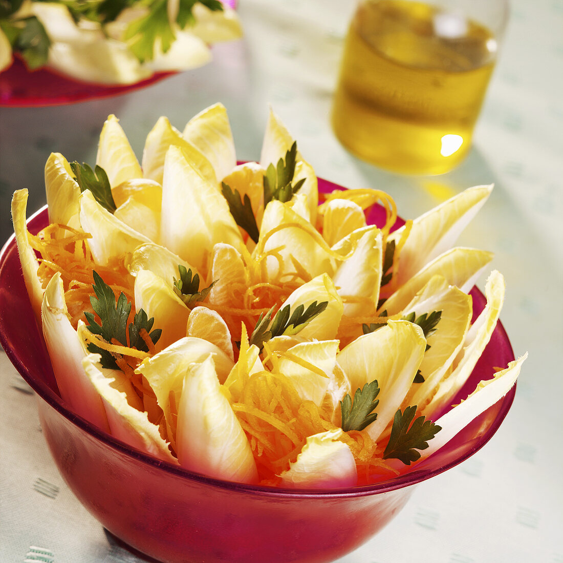 Chicory salad with carrots and clementines