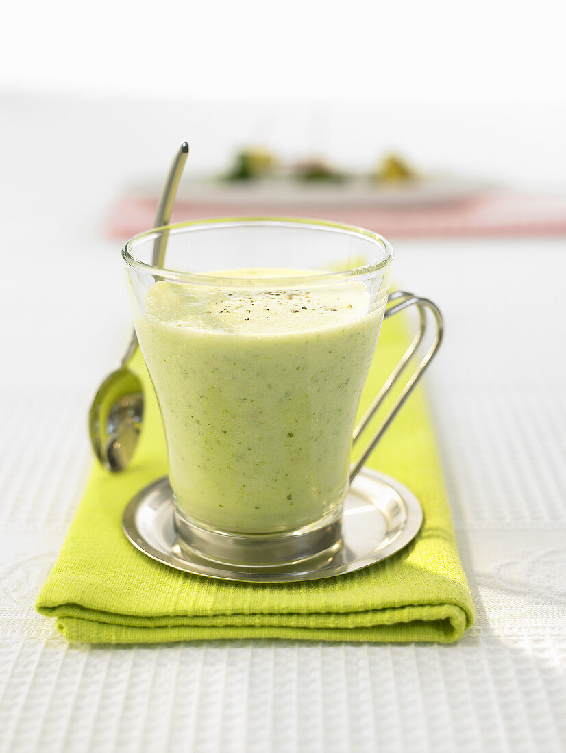 Warm courgette smoothie