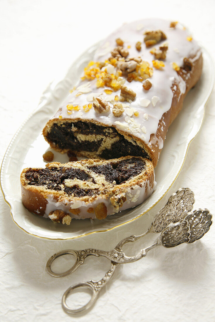Polish iced poppy seed roll with nuts