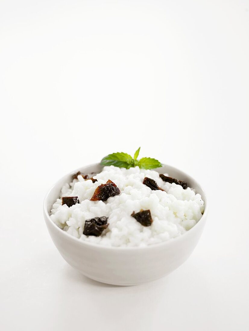 Rice pudding with dates