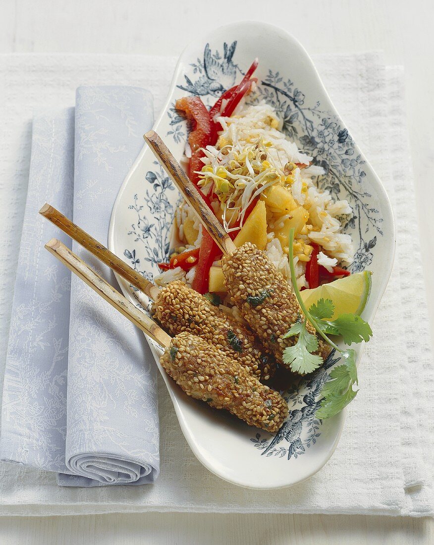Sesame rolls with fruity rice salad