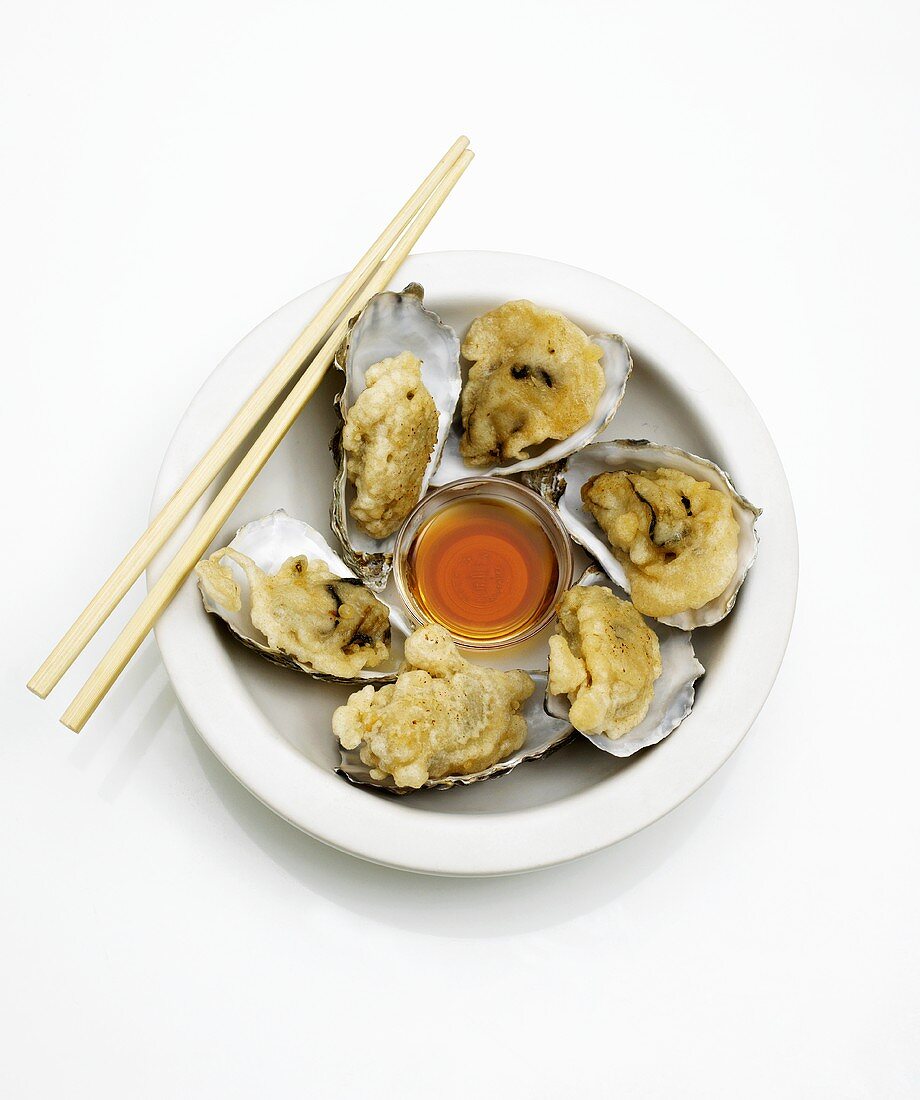Oyster tempura with rice wine and soy sauce