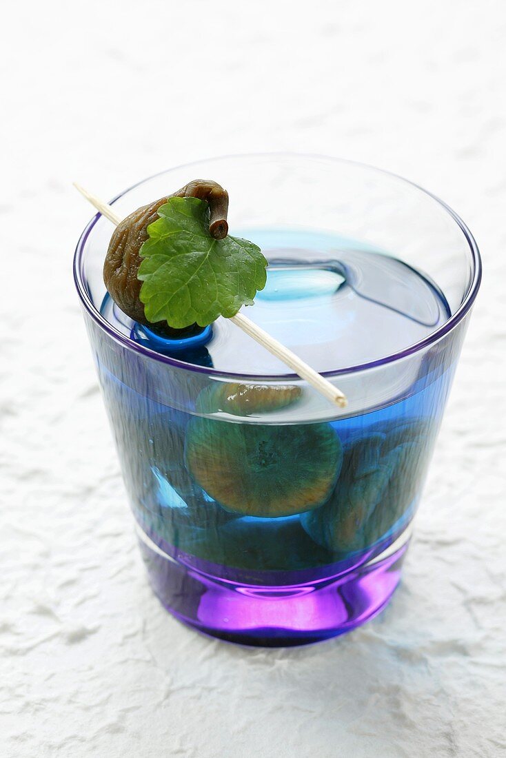 Blue Curaçao with dried figs
