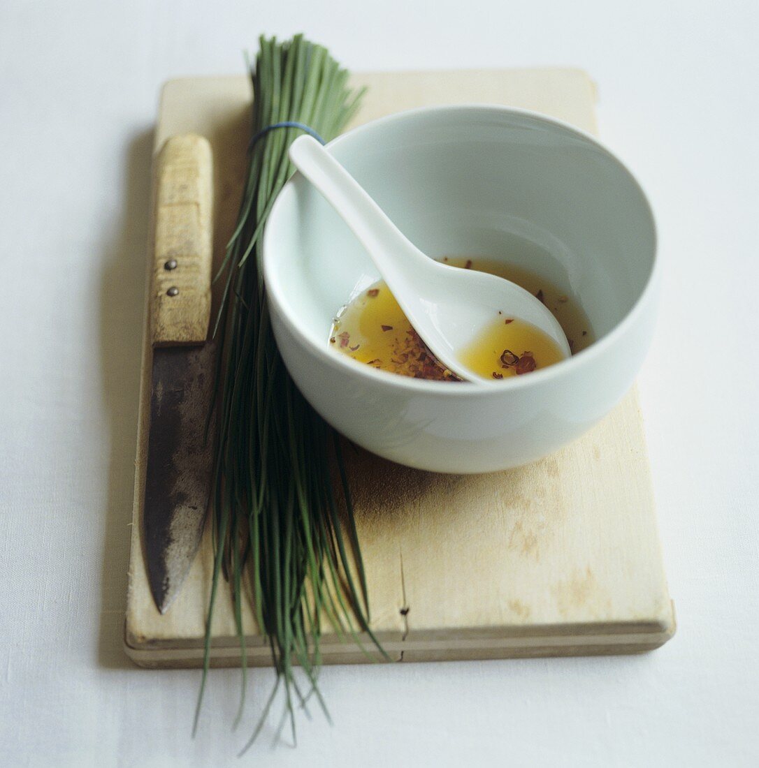 Asian chilli dip with chives