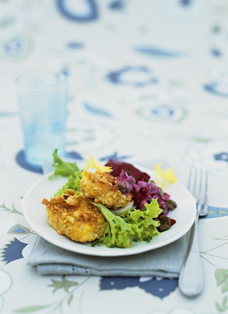 Erdnuss-Tempeh mit Rote-Bete-Remoulade