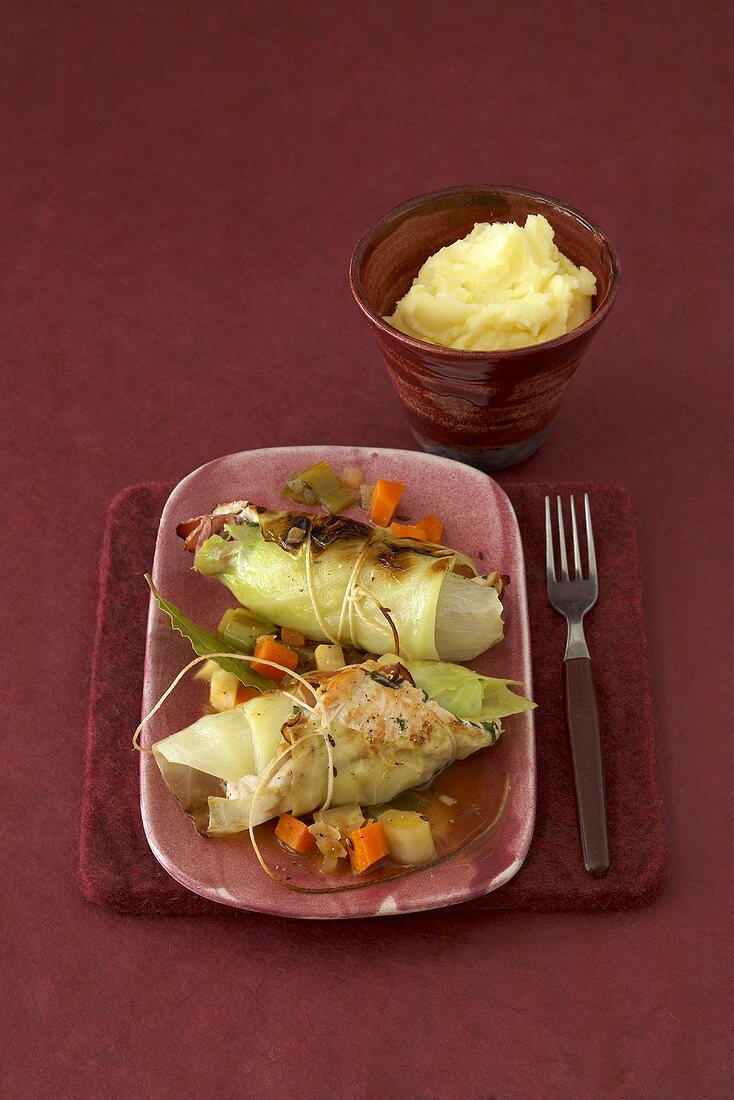 Stuffed cabbage leaves with mashed potato