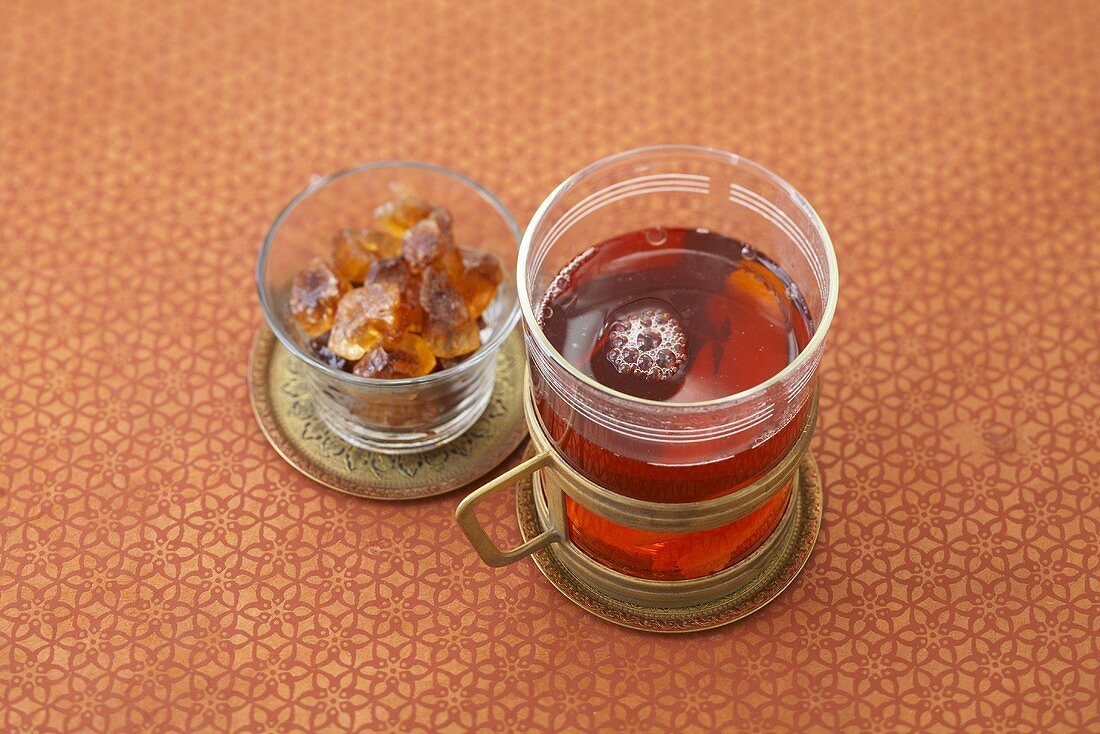 Rooibos tea and brown sugar crystals
