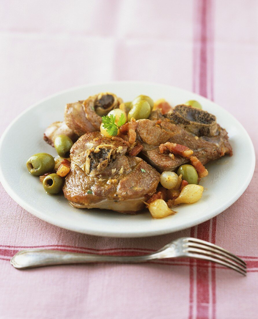 Turkey osso bucco with olives and pearl onions