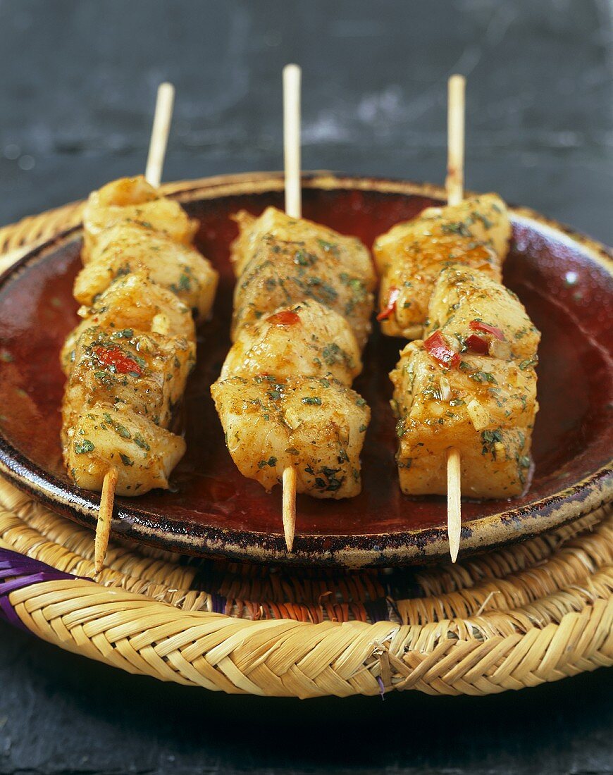 Fish kebabs with herbs